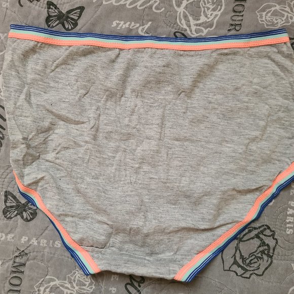 Wonder Nation Girl’s Briefs Set of 2 - Picture 4 of 7